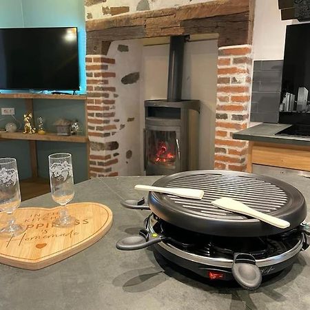 Maison De Village Avec Vue 4/5 Personnes Lou Rouchou Voutezac Екстериор снимка
